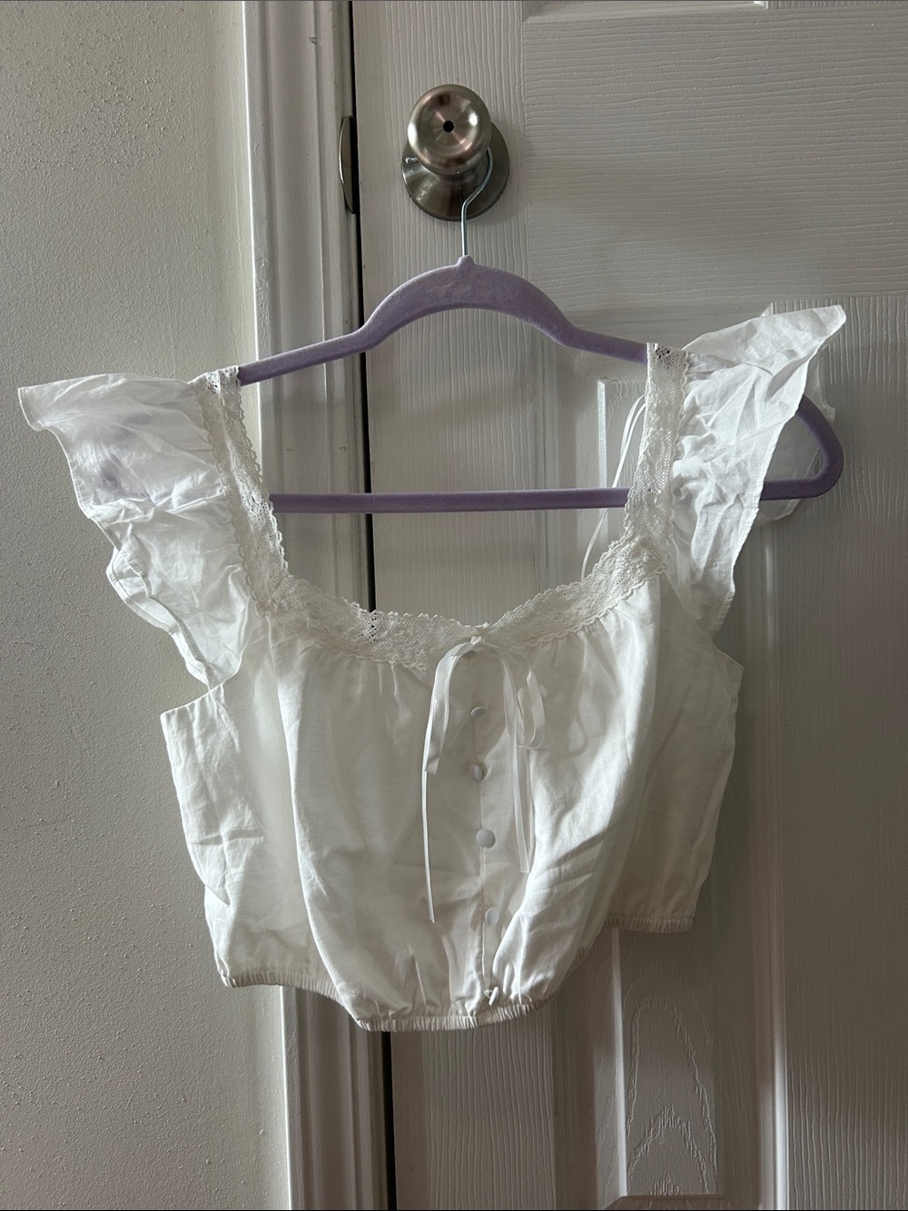Blu Pepper White Lace-Trimmed Ruffle Sleeve Crop Top